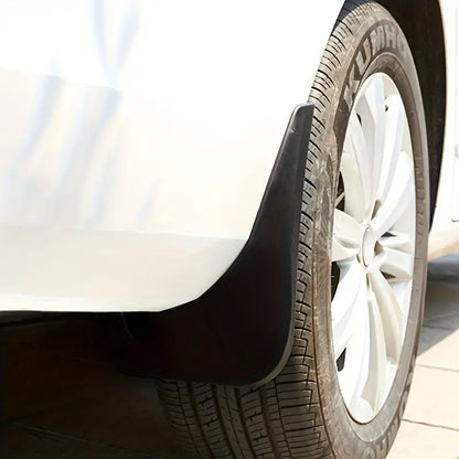 Sada 4 univerzálních autokrytek proti blátu