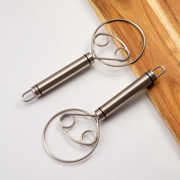 Magická metla z nerezové oceli